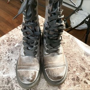 Dr.Martens Boots
